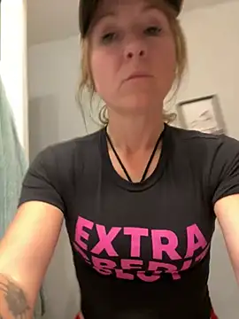 alluringpixie online show from 04.12.26