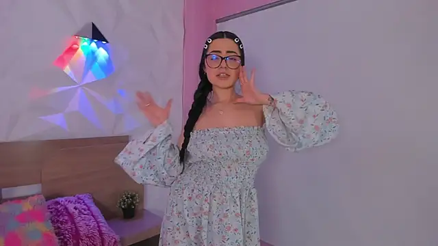 Snapshot of abby_angel_1 chatting on 12.16.25 abby angel 1 online show from 12.16.25