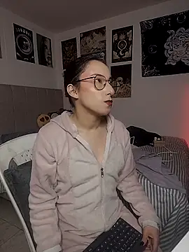 little  ammy online show from 04.17.26