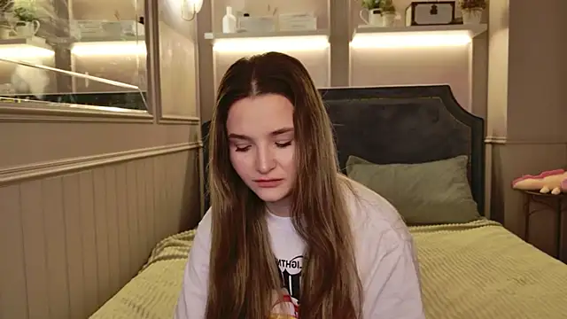 Lina Sinerz online show from 03.06.26