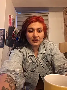 Magenta Moon online show from 02.04.26