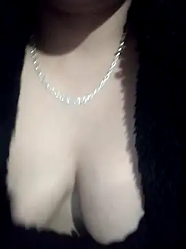 Snapshot of RV616 chatting on 12.05.25 RV616 online show from 12.05.25