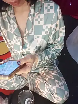 Snapshot of Alone_nothing chatting on 02.02.26 Alone nothing online show from 02.02.26