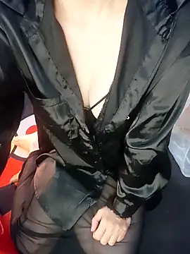 Snapshot of Alone_nothing chatting on 02.11.26 Alone nothing online show from 02.11.26