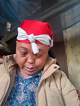 Snapshot of su-kem2 chatting on 12.05.25 su-kem2 online show from 12.05.25