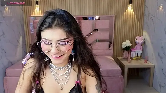 Snapshot of miss_devil_s chatting on 02.20.26 miss devil s online show from 02.20.26