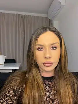 MayaLexy online show from 12.14.25