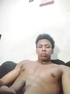 Snapshot of latinboi_sexy chatting on 12.15.25 latinboi sexy online show from 12.15.25