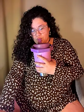 VanesssaMilf  online show from 02.14.26