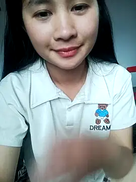 Snapshot of Him_MountainGirl chatting on 12.14.25 Him MountainGirl online show from 12.14.25