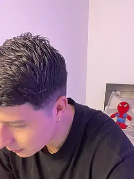 Goldenknight33 online show from 04.17.26