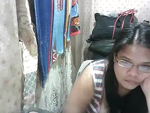 Hotty babe23 online show from 12.14.25