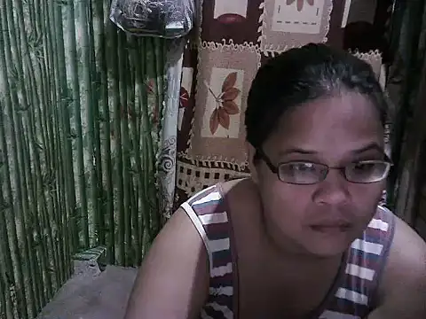 Hotty babe23 online show from 03.11.26