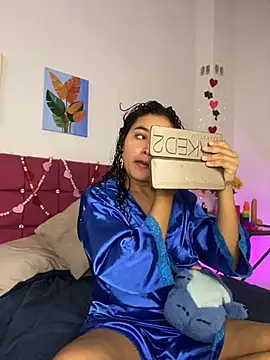 ladulcemary  online show from 02.25.26