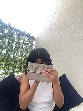 ladulcemary  online show from 03.28.26