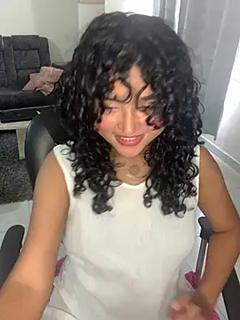 ladulcemary  online show from 05.10.26