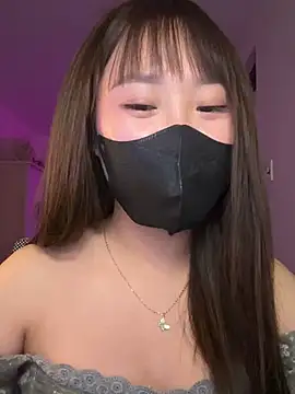 Snapshot of Miumeo20 chatting on 07.11.26 Miumeo20 online show from 07.11.26