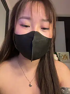 Snapshot of Miumeo20 chatting on 07.17.26 Miumeo20 online show from 07.17.26
