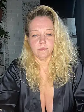 JenniferCarmen online show from 05.21.26