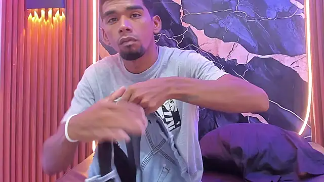 Snapshot of Jhon_Hot21Sexx chatting on 12.16.25 Jhon Hot21Sexx online show from 12.16.25