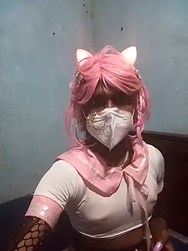 Snapshot of Sissyfemboy25 chatting on 12.20.25 Sissyfemboy25 online show from 12.20.25