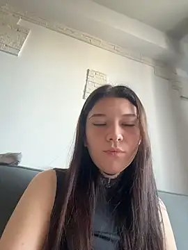 FionaMurr online show from 04.15.26