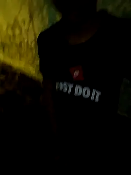 Snapshot of Andreskelly chatting on 02.05.26 Andreskelly online show from 02.05.26