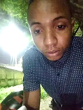 Snapshot of Andreskelly chatting on 02.23.26 Andreskelly online show from 02.23.26