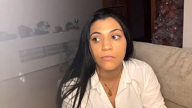 Snapshot of AlphaCasile chatting on 12.14.25 AlphaCasile online show from 12.14.25