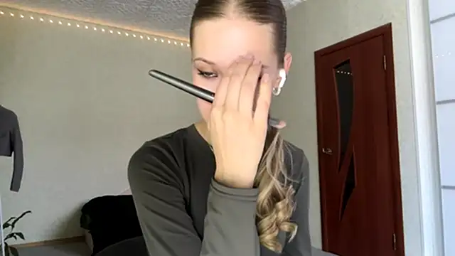 Snapshot of ZaidaSchwarten chatting on 01.10.26 ZaidaSchwarten online show from 01.10.26