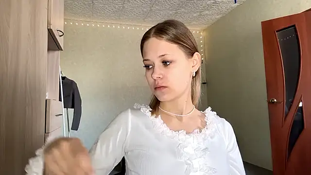 Snapshot of ZaidaSchwarten chatting on 02.03.26 ZaidaSchwarten online show from 02.03.26