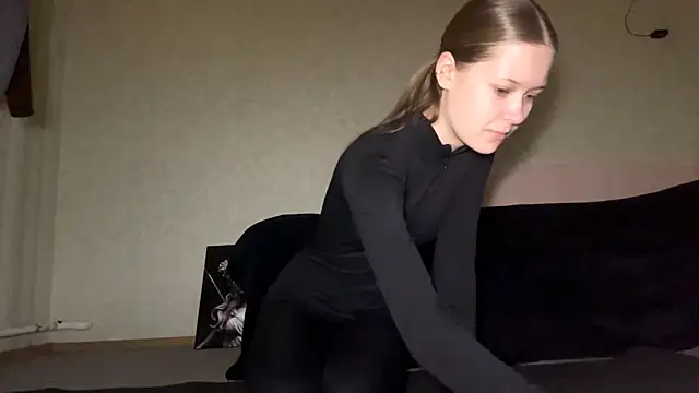 Snapshot of ZaidaSchwarten chatting on 02.16.26 ZaidaSchwarten online show from 02.16.26