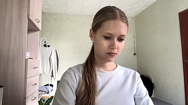 Snapshot of ZaidaSchwarten chatting on 03.02.26 ZaidaSchwarten online show from 03.02.26