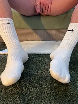 Snapshot of Krizzly666 chatting on 12.18.25 Krizzly666 online show from 12.18.25