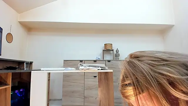 classy medea online show from 02.26.26