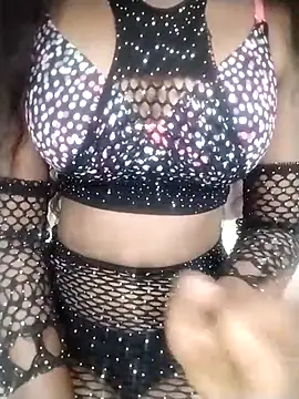 Snapshot of katikatis__ chatting on 12.16.25 katikatis online show from 12.16.25