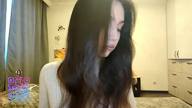 Qwami Amie online show from 02.13.26