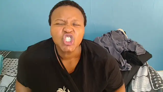 ChoklitBerryXX online show from 02.07.26