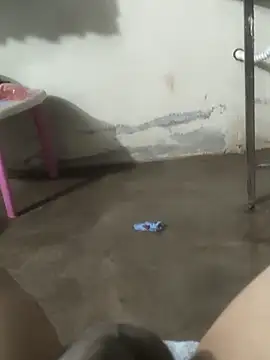 Snapshot of DanielGr27 chatting on 12.19.25 DanielGr27 online show from 12.19.25