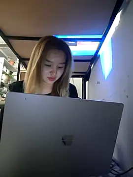 SherrylShaw online show from 12.22.25