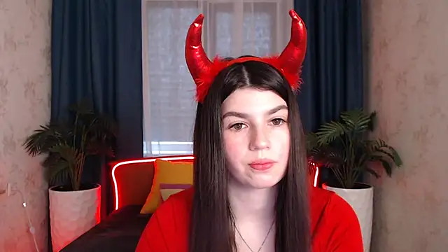 KisaModel online show from 12.14.25