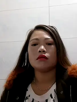 Snapshot of yana-zz chatting on 12.14.25 yana-zz online show from 12.14.25