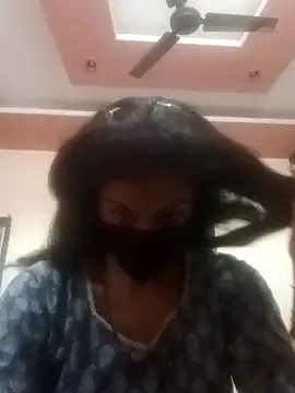 Snapshot of harshita01 chatting on 02.15.26 harshita01 online show from 02.15.26