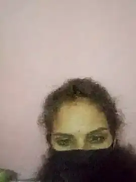 Snapshot of harshita01 chatting on 02.18.26 harshita01 online show from 02.18.26