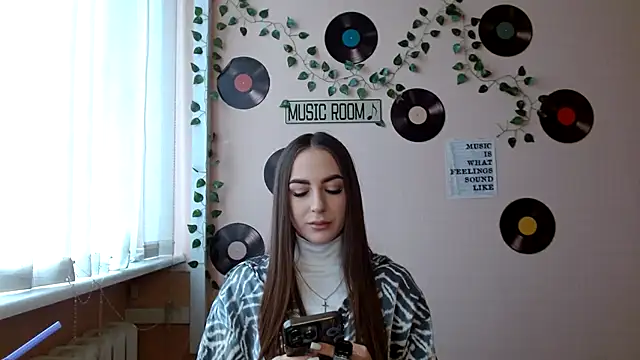 Snapshot of Lina_Dream chatting on 12.16.25 Lina Dream online show from 12.16.25