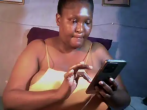 sweetmilkylady online show from 04.25.26