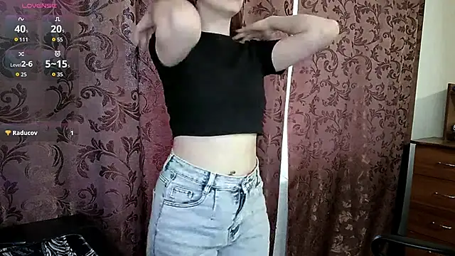 IleanaPishko online show from 02.16.26