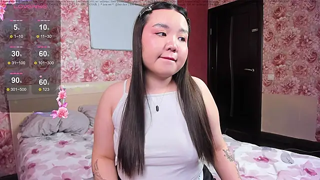 hungrybunny333 online show from 02.06.26