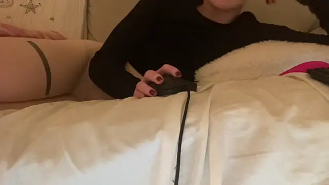 ijustturned18today online show from 02.21.26