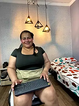 SayMarLuna online show from 01.08.26